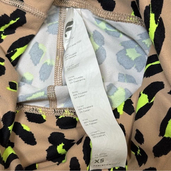 Fabletics x Vanessa Hudgens Define PowerHold Ultra HW Legging Desert Wavy Leo XS - Picture 5 of 10